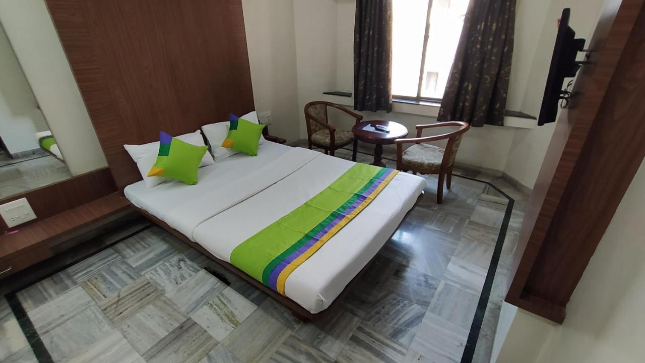 City Palace Hotel होटल सिटी पैलेस Nashik Exterior photo